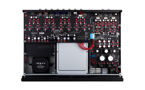 OPPO BDP-105EU Argent - Vue de l'int&eacute;rieur