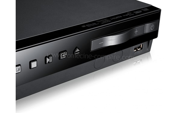 SAMSUNG HT-E4550 - Zoom sur l'ampli/lecteur
