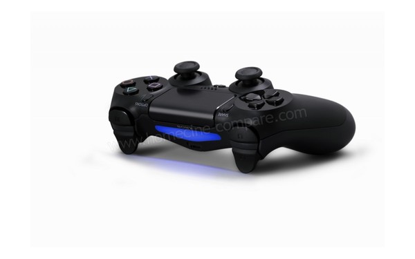 SONY PS4 1 To Far Cry Primal - Manette 3/4 droite