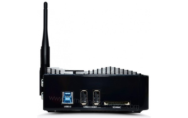 XTREAMER Sidewinder 2 750 Go - Connectique c&ocirc;t&eacute; gauche