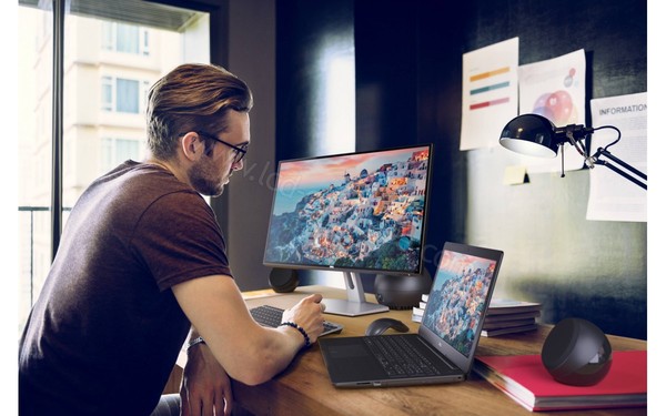 DELL S2419H - Vue lifestyle