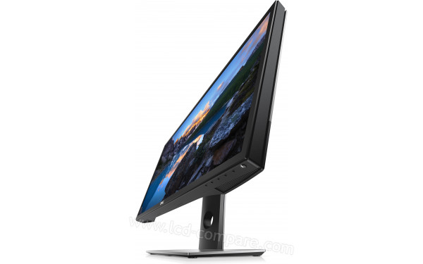 DELL UltraSharp UP2718Q - Vue 3/4 droite en contre-plong&eacute;e