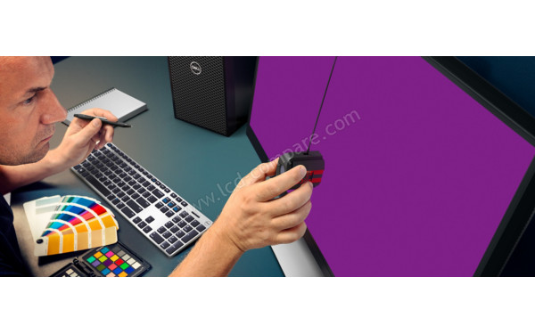 DELL UP3221Q - Mise en situation avec colorim&egrave;tre (non inclus)