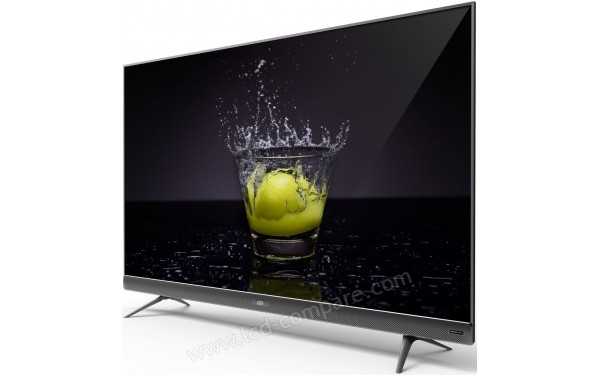 ESSENTIELB 43UHD-A6000-SMART - Vue 3/4 droite