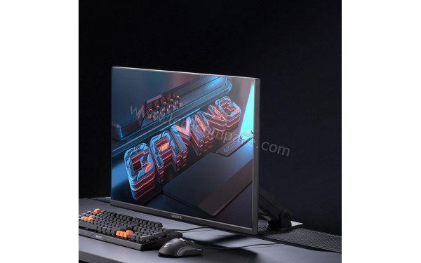 GIGABYTE M32U Arm Edition - Mise en situation