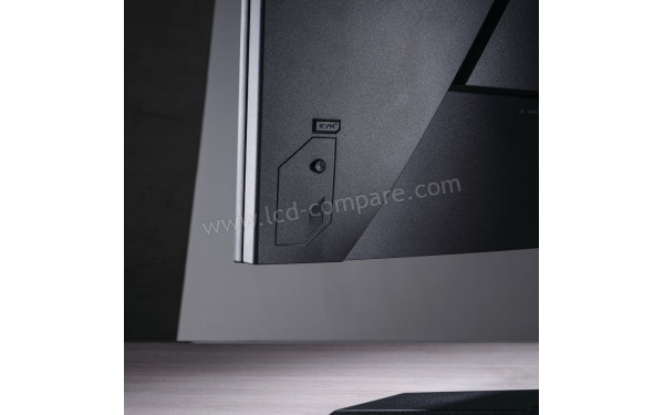 GIGABYTE M32UC - Joystick de navigation