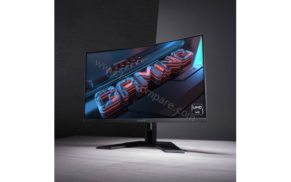 GIGABYTE M32UC - Vue 3/4 droite