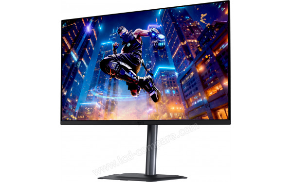 GIGABYTE MO32U2-EK - Vue 3/4 droite