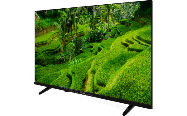 GRUNDIG 32GEH6600B - Vue 3/4 droite