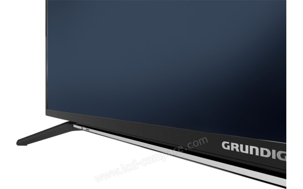 GRUNDIG 32GFB6060 - Zoom sur la partie basse