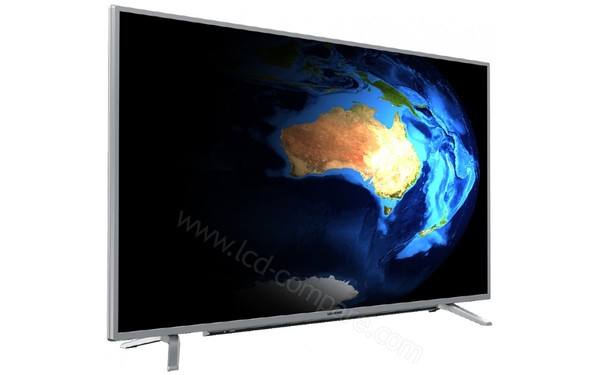 GRUNDIG 32GFS6820 - Vue 3/4 gauche