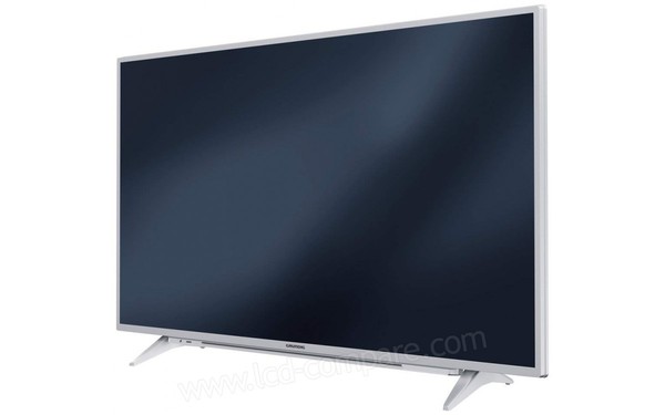 GRUNDIG 40GUS8860 - Vue 3/4 droite