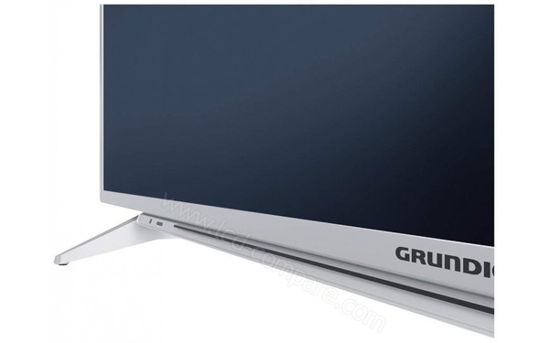 GRUNDIG 49GUS8860 - Zoom sur la partie basse droite