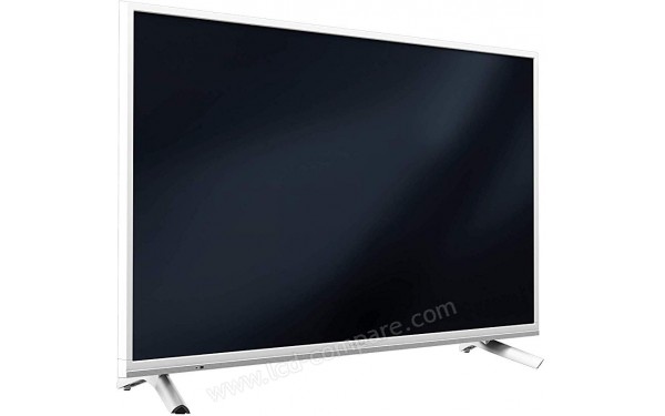 GRUNDIG 49GUW8960 - Vue 3/4 gauche