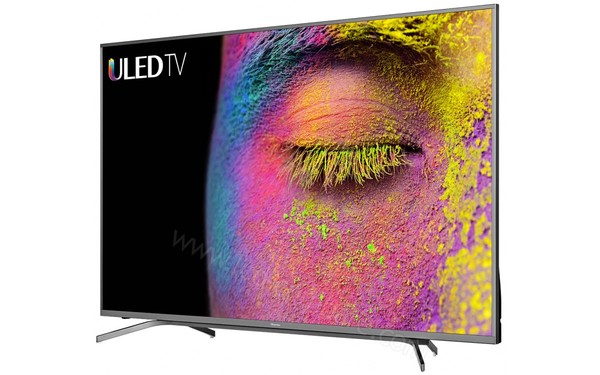 HISENSE H70NU9700 - Vue 3/4 droite