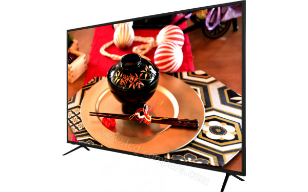 HITACHI 65HK5600 - Vue 3/4 droite