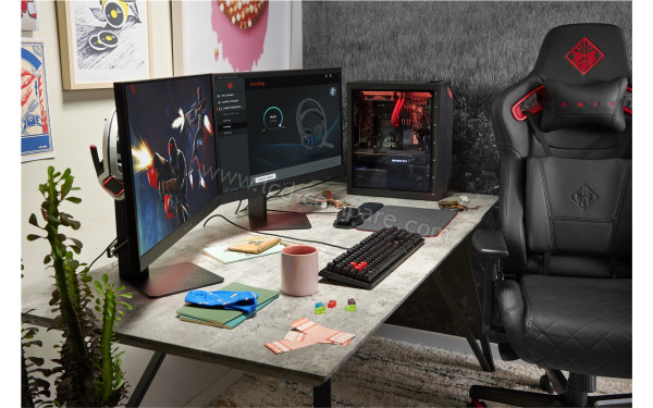 HEWLETT PACKARD HP Omen 27i - Mise en situation