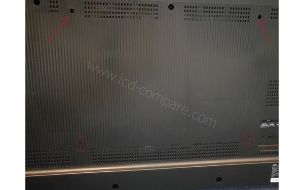 JVC LT-55HW97U - Vue de l'arri&egrave;re pour les axes de fixation (credit : installationtelemurale.com)