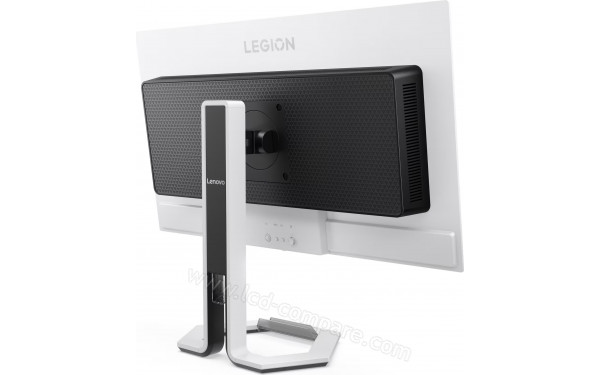 LENOVO Legion Pro 32UD-10 - Vue 3/4 arri&egrave;re