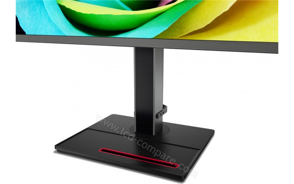 LENOVO Creator Extreme - Zoom sur la partie basse