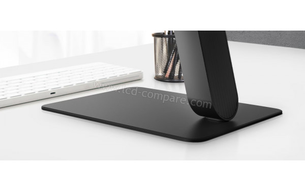 LG 24U41YA-B - Zoom sur la partie basse