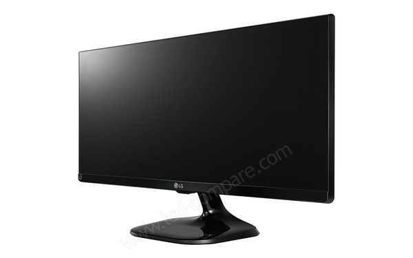 LG 25UM58-P - Vue 3/4 droite 2