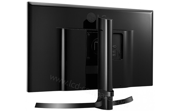 LG 27UD68P-B - Vue 3/4 arri&egrave;re