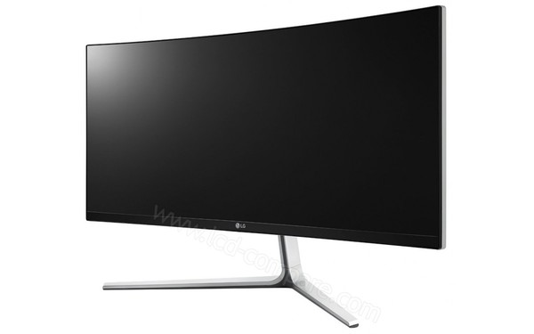 LG 29UC97-S - Vue 3/4 droite 1