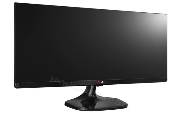 LG 29UM55-P - Vue 3/4 gauche