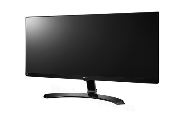 LG 29UM68-P - Vue 3/4 droite