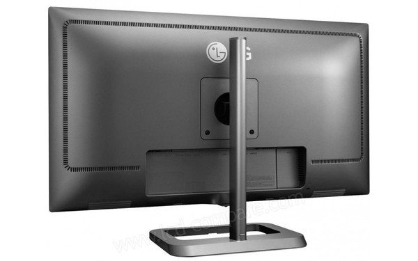 LG 31MU97Z-B - Vue 3/4 arri&egrave;re