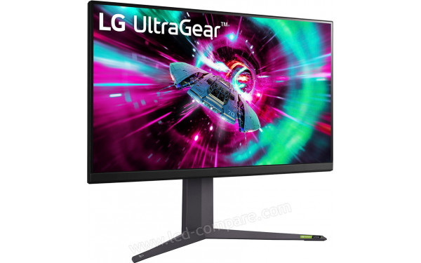 LG 32GR93U-B - Vue 3/4 gauche