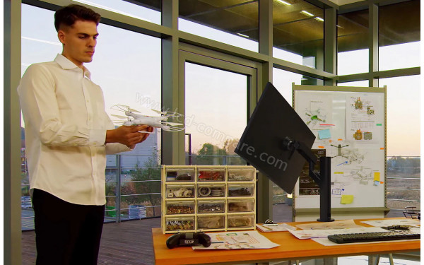 LG 32QP880-B - Mise en situation