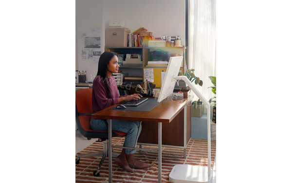 LG Swing 32U889SA-W - Mise en situation