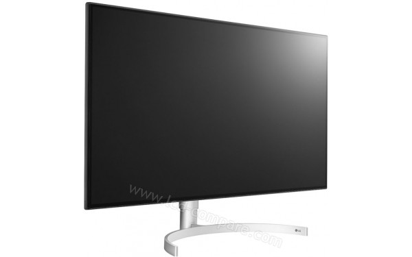 LG 32UL950P-W - Vue 3/4 gauche