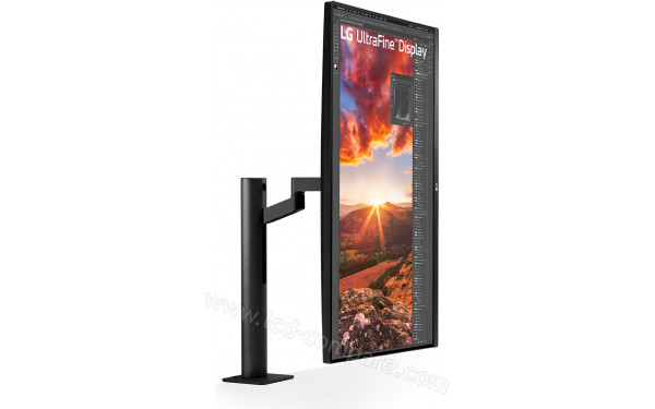 LG 32UN880K-B - Vue 3/4 gauche