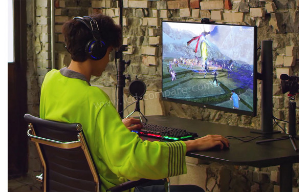 LG 32UN880P-B Import EU - Mise en situation (2)