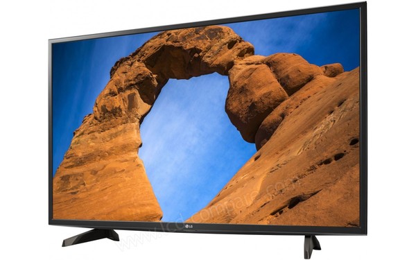 LG 43LK5100 - Vue 3/4 droite