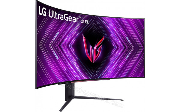 LG 45GS96QB-B - Vue 3/4 gauche