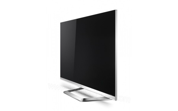LG 47LM670S - Vue 3/4 droit
