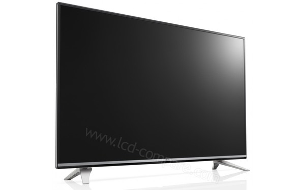 LG 49UF772V - Vue 3/4 gauche 1