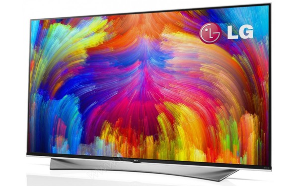 LG 55UF950V Import EU - Vue 3/4 droite