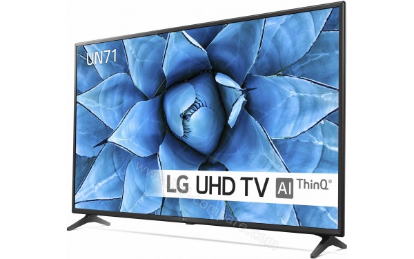 LG 55UN7100 - Vue 3/4 droite