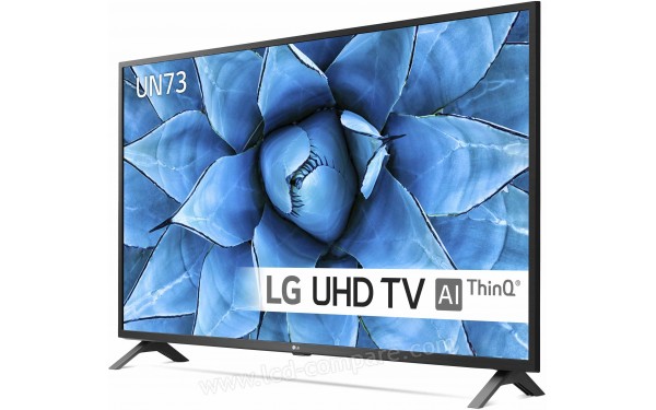 LG 55UN7300 - Vue 3/4 droite