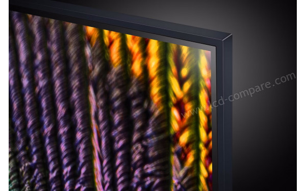 LG 65UR9100 - Zoom sur le coin sup&eacute;rieur droit