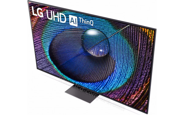 LG 65UR9100 - Vue 3/4 droite