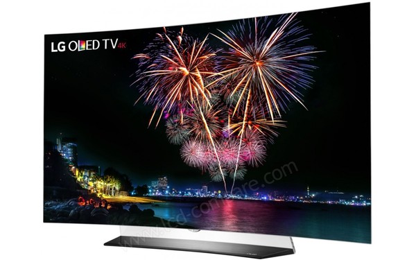 LG OLED55C6D - Vue 3/4 droite