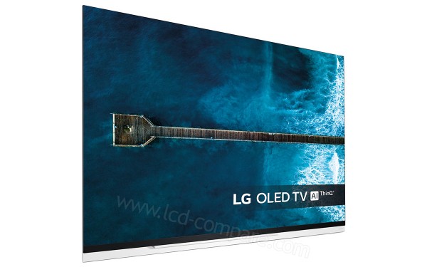 LG OLED55E9 Import EU - Vue 3/4 gauche