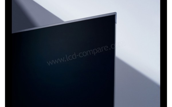 LG OLED65R9 - Zoom sur la partie haute