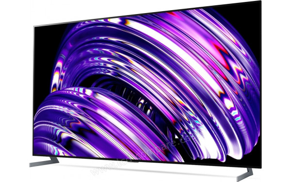 LG OLED77Z2 - Vue 3/4 droite